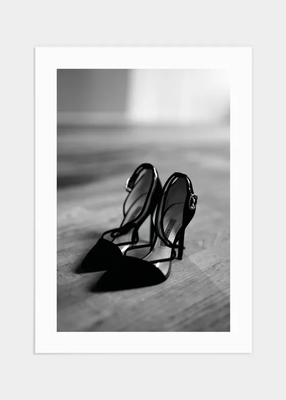 Black heels poster - 50x70
