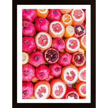 Fruits In Red Poster: Njut av en färska frukter på köksväggen