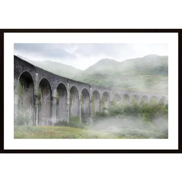 Imponerande Glenfinnan-bron från Harry Potter på ett snyggt konsttryck